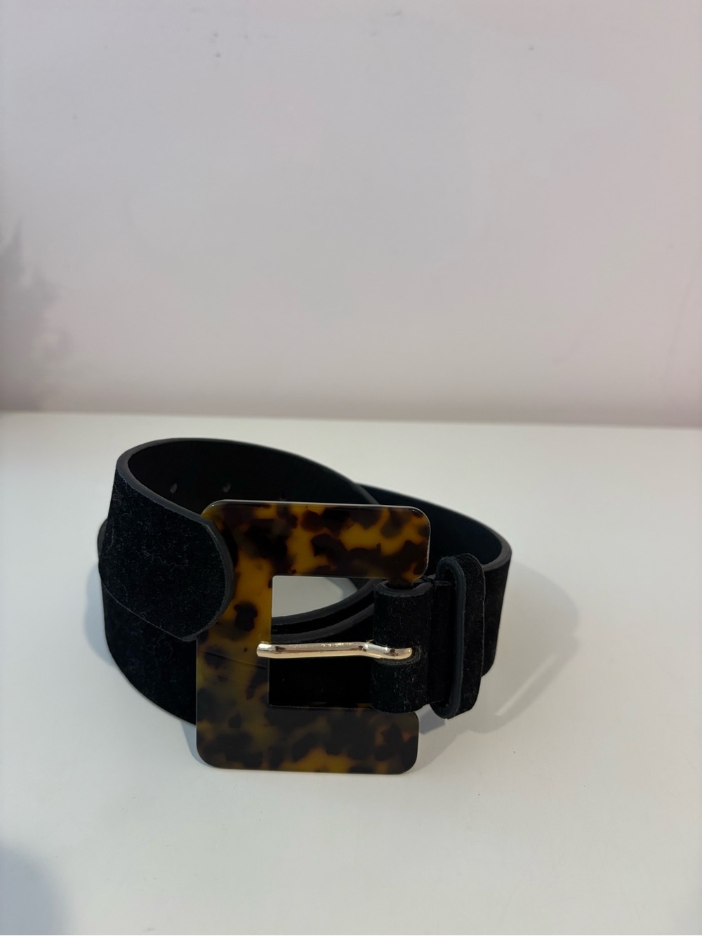 Lulus Black Suede Belt with Tortoiseshell Buckle
